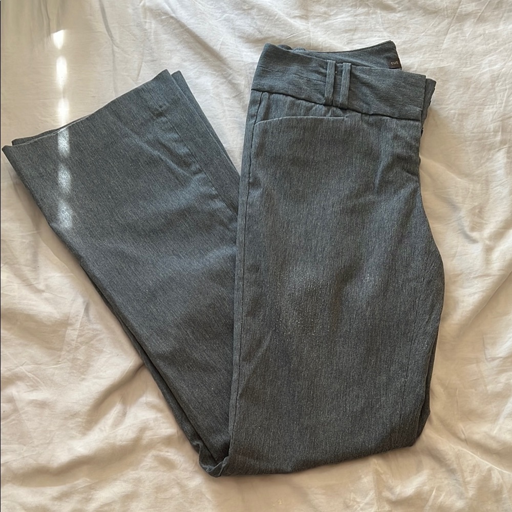 The Limited Exact Stretch Flared Low Rise Gray Work Pants Size 6 Long